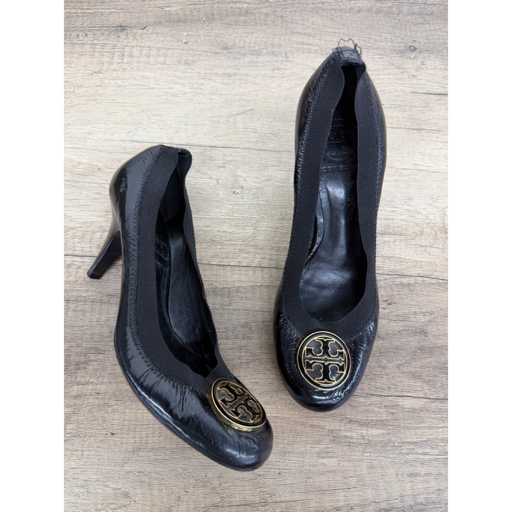 Tory Burch Sally Black Crinkled Patent Leather Reva Logo Pumps Heels 7M